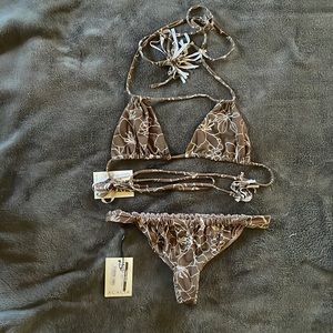 SOLD- Acacia set in Kapa